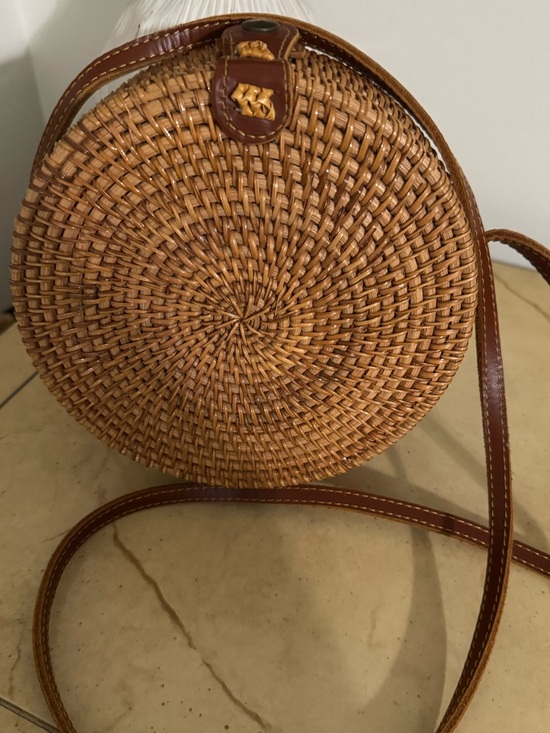 Handbags - Round Woven Crossbody Bag in Natural Brown NWOT